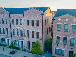 723 S Cesar Chavez Boulevard , Dallas Texas 75201