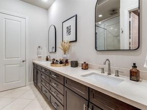 723 S Cesar Chavez Boulevard , Dallas Texas 75201