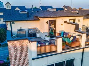 723 S Cesar Chavez Boulevard , Dallas Texas 75201