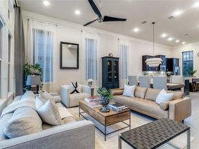 723 S Cesar Chavez Boulevard , Dallas Texas 75201