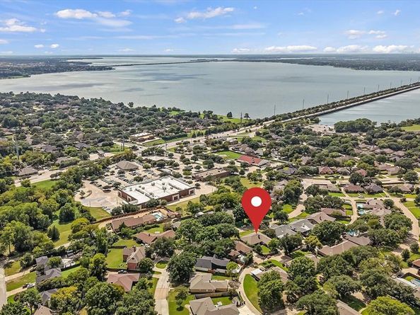 217  Alta Vista Drive , Rockwall Texas 75087
