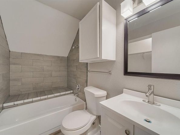 9815  Walnut Street  210, Dallas Texas 75243