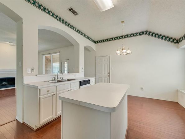 7414  Bayhill Drive , Rowlett Texas 75088
