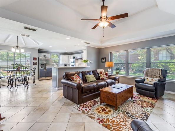 1211  Sycamore Drive , Carrollton Texas 75007