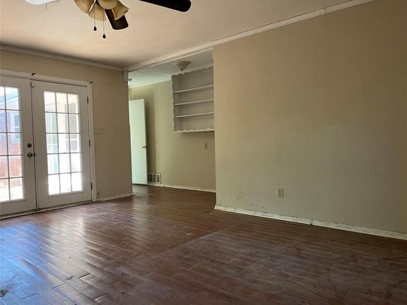 6824  Jewell Avenue , Fort Worth Texas 76112