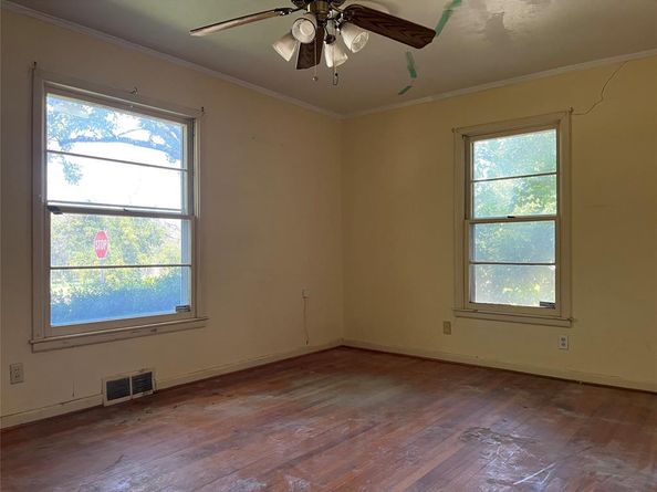 6824  Jewell Avenue , Fort Worth Texas 76112