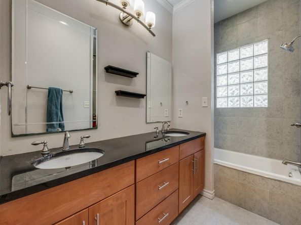 6723  Santa Fe Avenue , Dallas Texas 75223