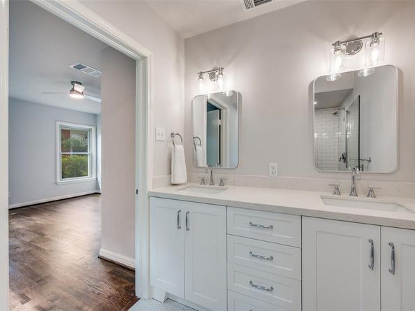1342  Michigan Avenue , Dallas Texas 75216