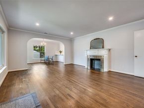 1342  Michigan Avenue , Dallas Texas 75216