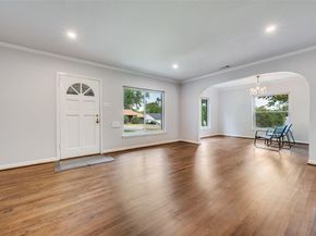 1342  Michigan Avenue , Dallas Texas 75216