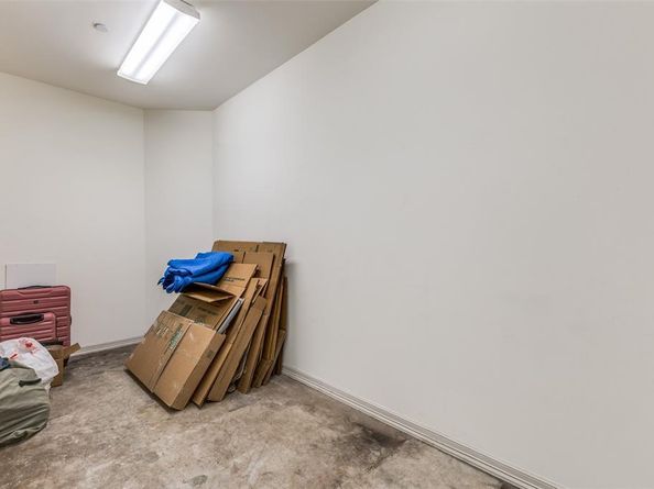 1505  Elm Street  204, Dallas Texas 75201