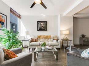 1505  Elm Street  204, Dallas Texas 75201