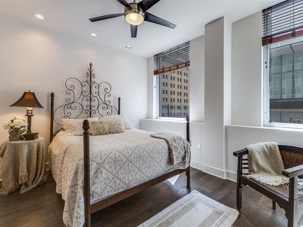 1505  Elm Street  204, Dallas Texas 75201