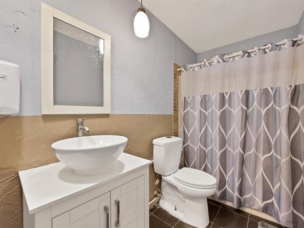 7334  Cloverglen  , Dallas Texas 75249