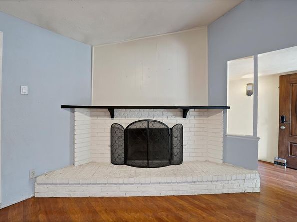 7334  Cloverglen  , Dallas Texas 75249