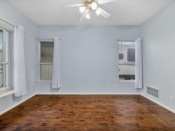 931 W Cedar Street , Celina Texas 75009