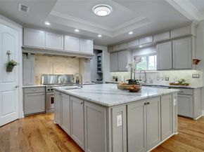 613  Ball Street , Grapevine Texas 76051