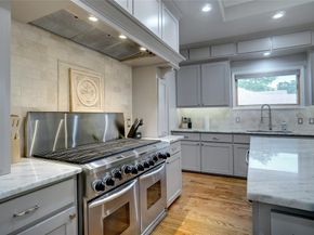 613  Ball Street , Grapevine Texas 76051