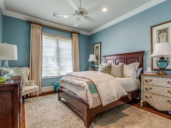 6453  Tulip Lane , Dallas Texas 75230