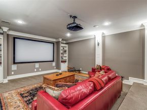 6453  Tulip Lane , Dallas Texas 75230