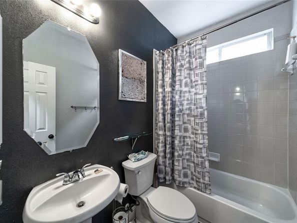 510  Basswood Trail , Garland Texas 75040