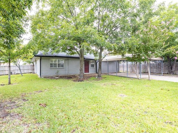 4613  Redwood Drive , Garland Texas 75043