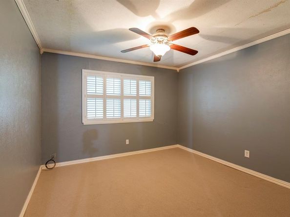 4613  Redwood Drive , Garland Texas 75043