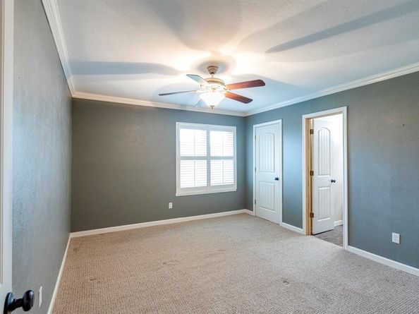 4613  Redwood Drive , Garland Texas 75043