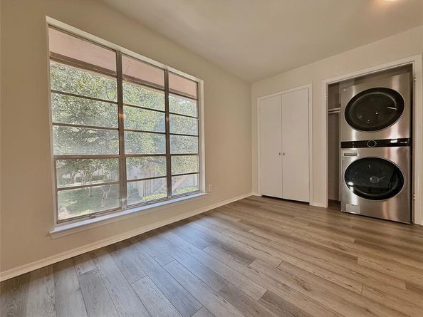 10584  High Hollows   U274, Dallas Texas 75230