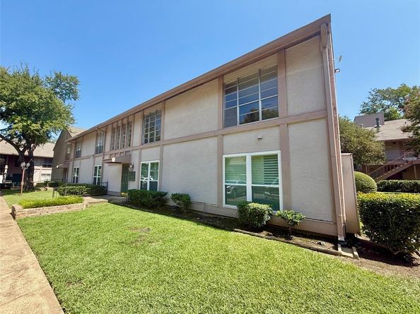 10584  High Hollows   U274, Dallas Texas 75230