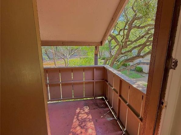 10584  High Hollows   U274, Dallas Texas 75230