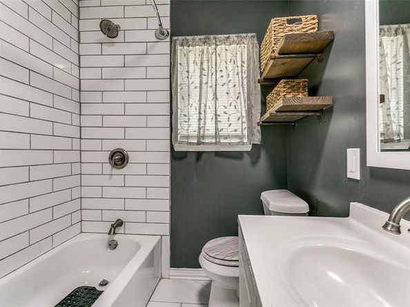 2509  Mcclure Street , Irving Texas 75062