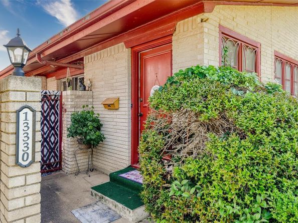 13328  Southview Lane  , Dallas Texas 75240
