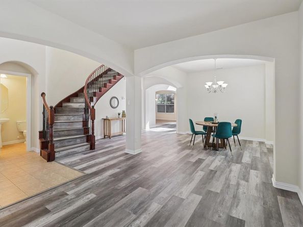 6207  Weaver Drive , Arlington Texas 76001