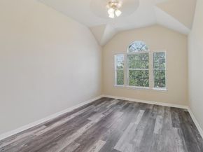 6207  Weaver Drive , Arlington Texas 76001