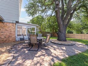 1013  Mockingbird Drive , Grapevine Texas 76051
