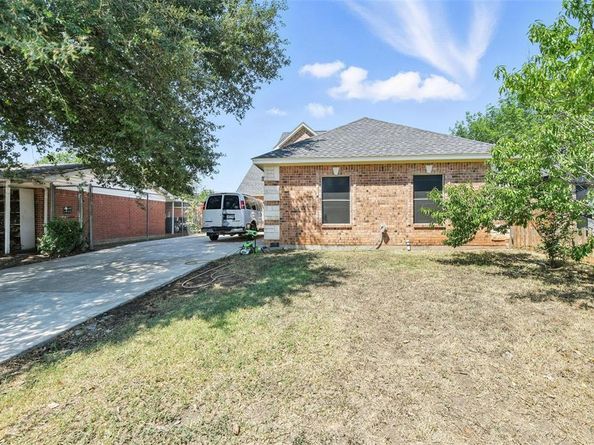 619  Comal Avenue , White Settlement Texas 76108