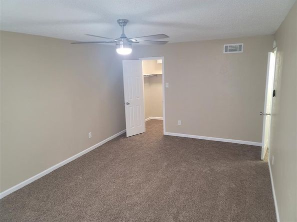 4616  Country Creek Drive  1176, Dallas Texas 75236