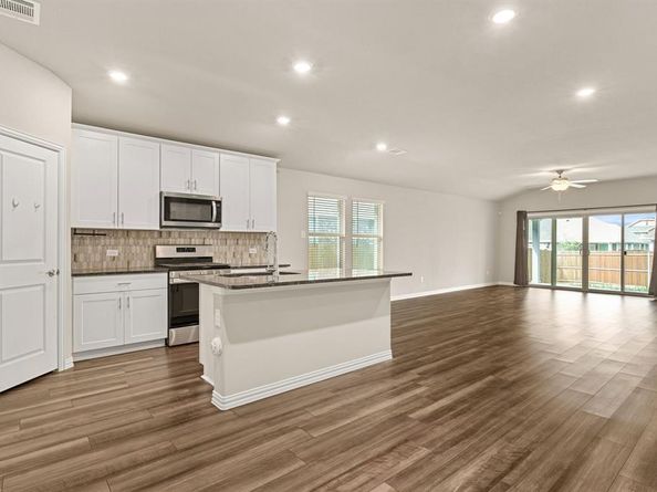 2848  Fox Trail Lane , Fort Worth Texas 76108