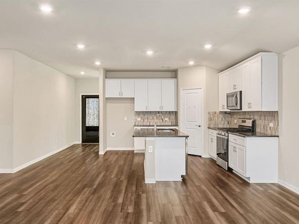 2848  Fox Trail Lane , Fort Worth Texas 76108