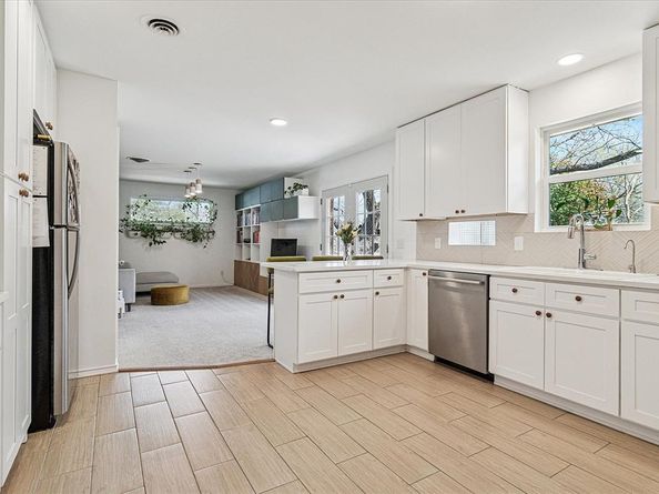 2461  Highland Road , Dallas Texas 75228