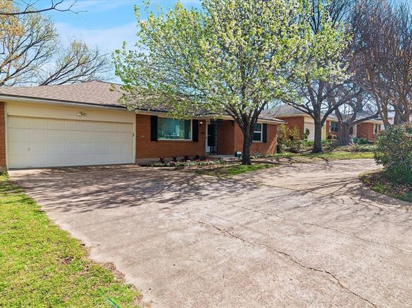 2461  Highland Road , Dallas Texas 75228