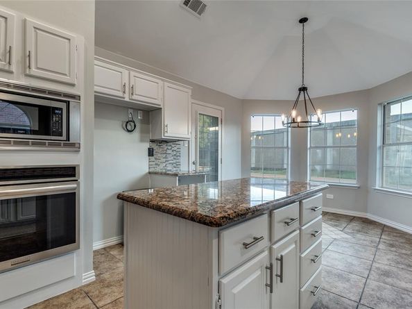 25  Cimarron Drive , Trophy Club Texas 76262