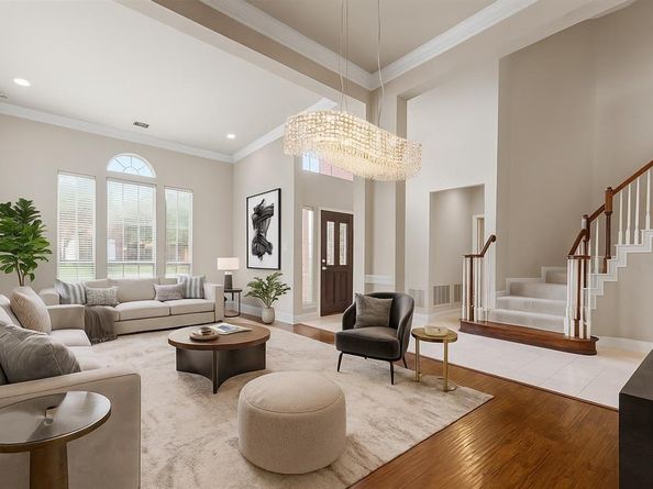 17858  Benchmark Drive , Dallas Texas 75252