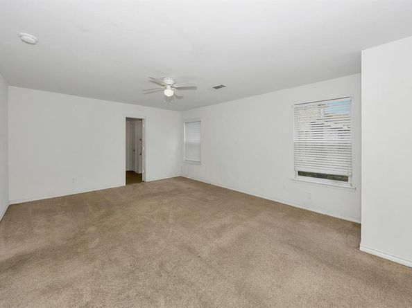 6021  Lucas Court , Fort Worth Texas 76119