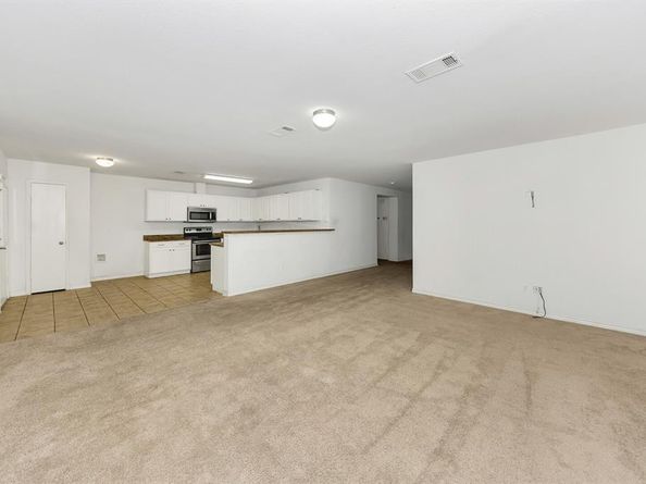 6021  Lucas Court , Fort Worth Texas 76119