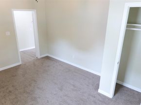 1037 E Cantey Street , Fort Worth Texas 76104