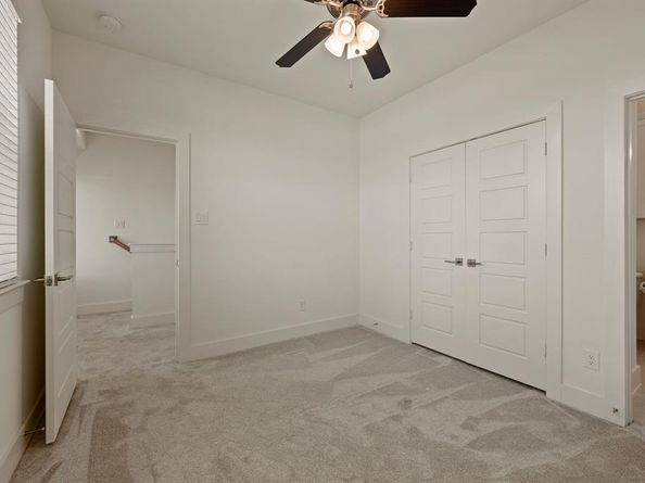 1733 W Cantey Street , Fort Worth Texas 76110