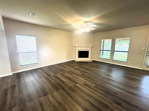 4303  Grassy Glen Drive , Corinth Texas 76208