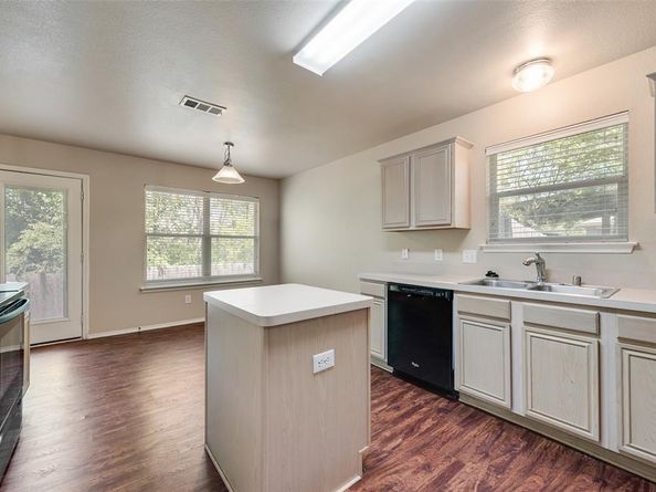 3302  Sewell Drive , Sachse Texas 75048